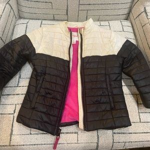 Cat & Jack Girls Black and White Puffer Jacket Size 2T